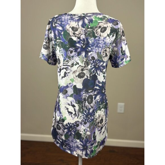 NEW LuLaRoe Womens Knit Tunic Top S Short Sleeve Purple Green Floral Scoop Neck - Picture 2 of 8